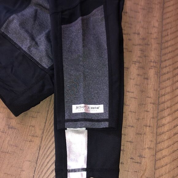 Betsy Johnson Performance Pants Color-block Neutrals Zip Compartment back waist. - Picture 3 of 17